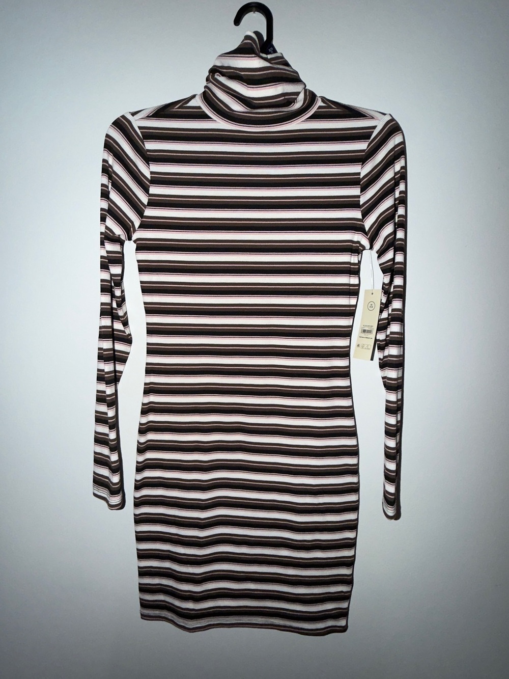 No Boundaries Striped Turtleneck Long Sleeve Dress - Brown & White